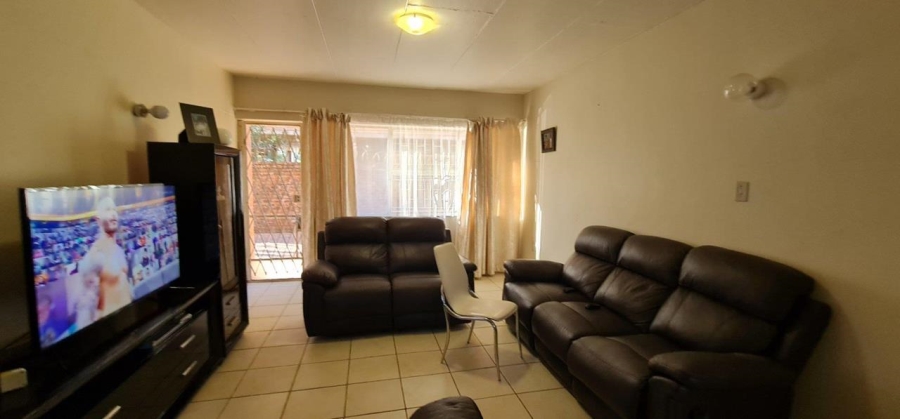 2 Bedroom Property for Sale in Die Bult Western Cape